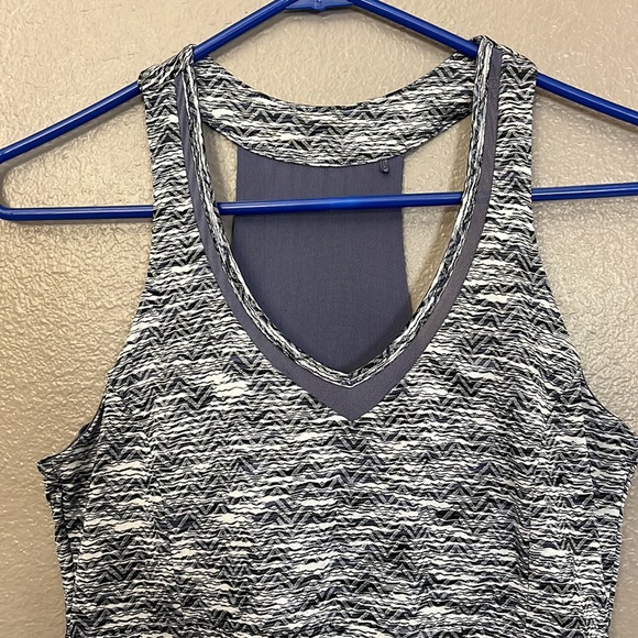 Mondetta Performance Gear MPG Racerback Athletic Purple Dress medium - Picture 4 of 15